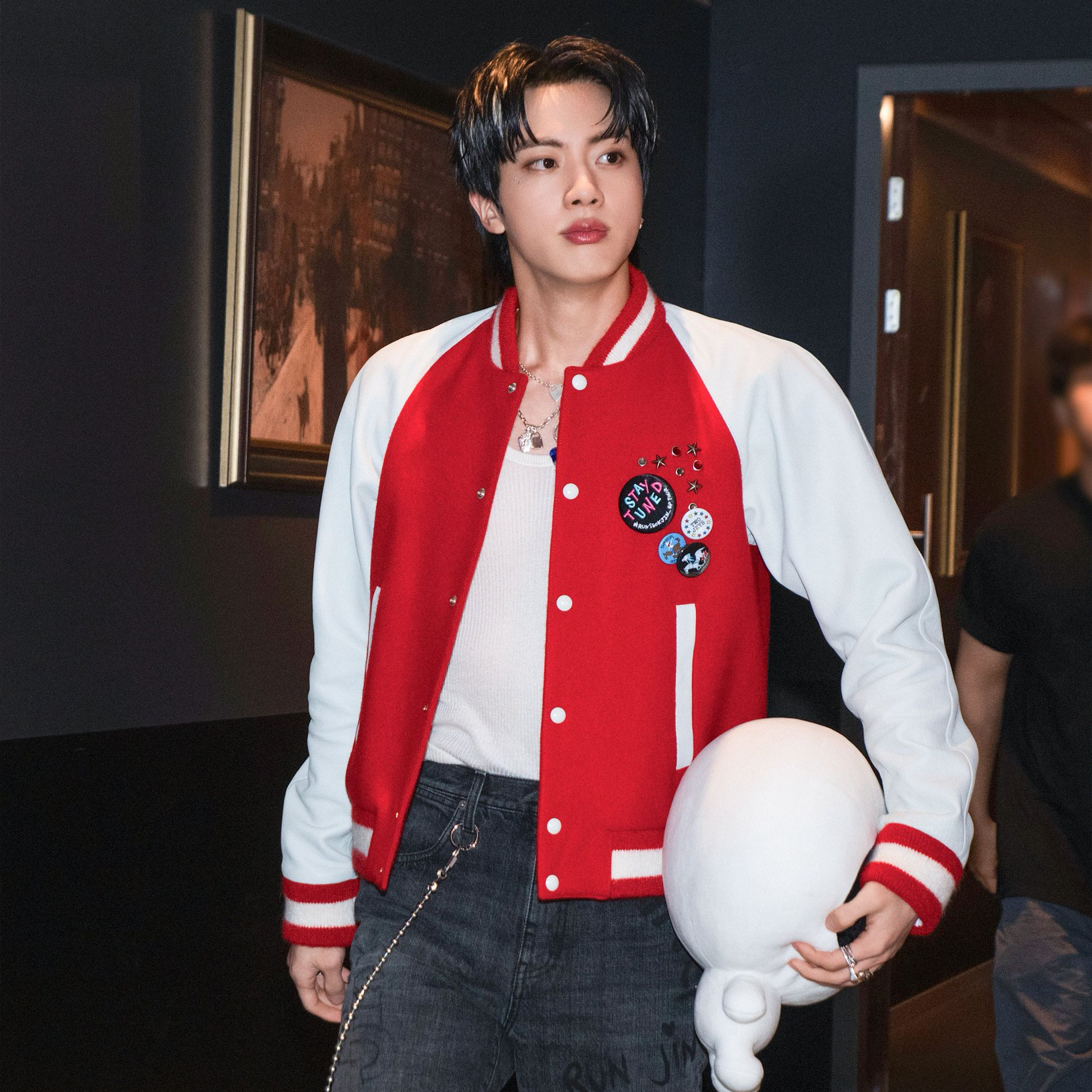Potret di balik layar Jin (BTS)