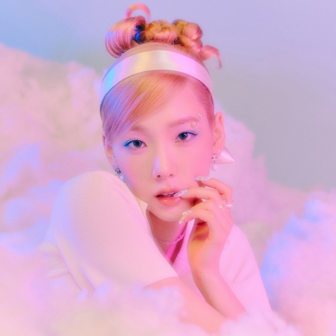 Recent activity shot of Taeyeon (Girls' Generation)