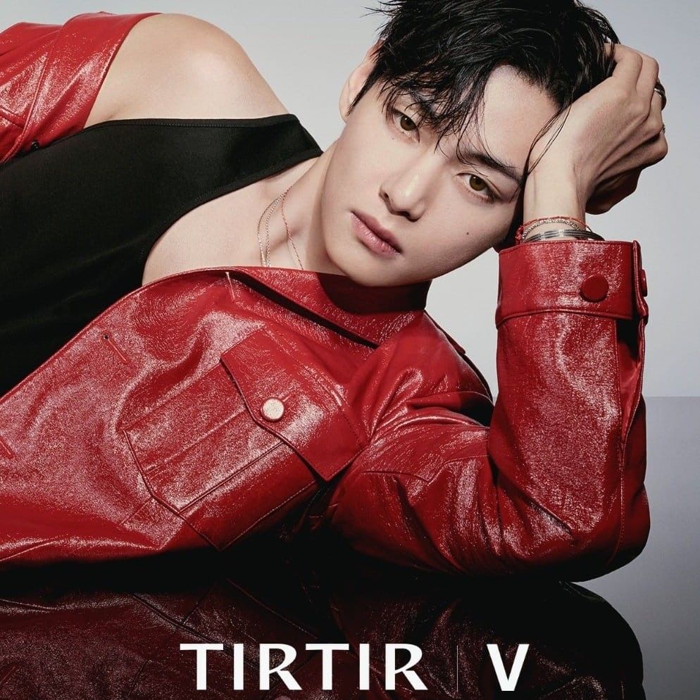 Behind-the-scenes cut of V (BTS)