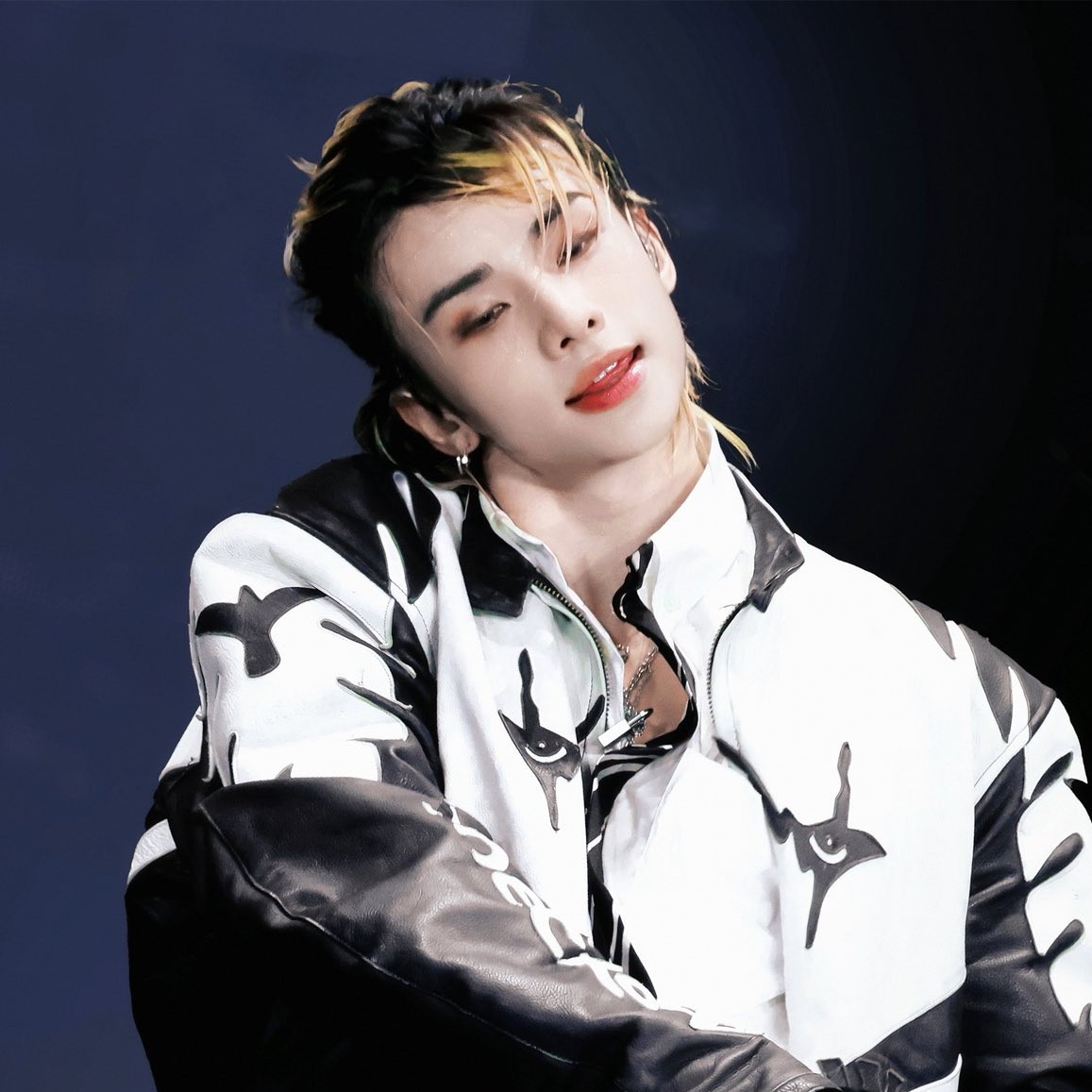 Latest photo of Hyunjin (Stray Kids)