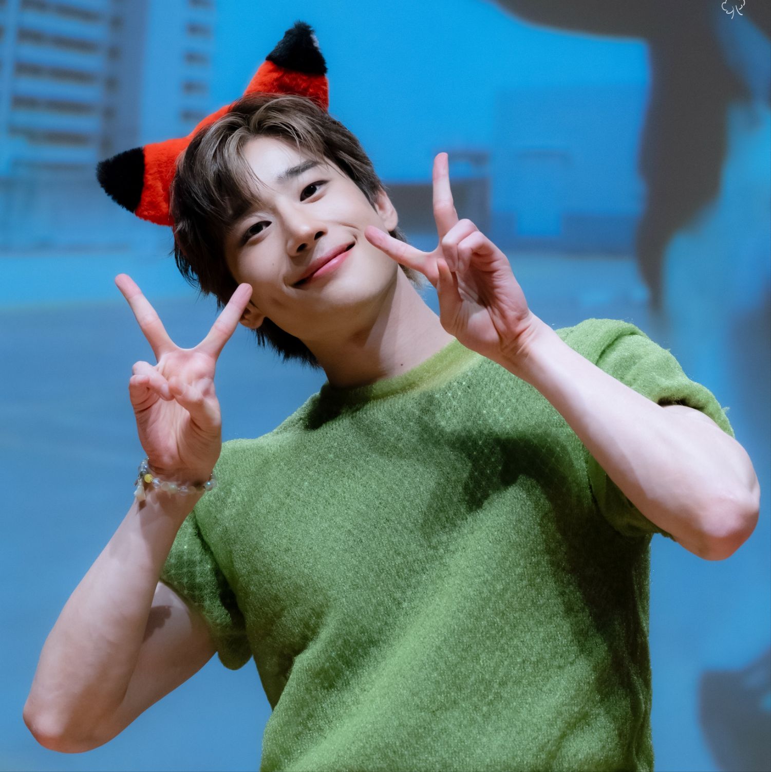 Behind-the-scenes cut of Han Seungwoo