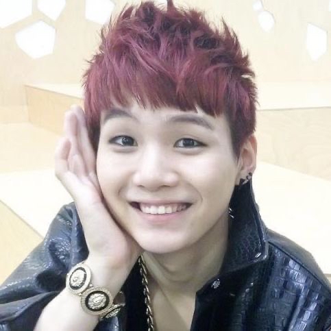 Behind-the-scenes cut of SUGA (BTS)