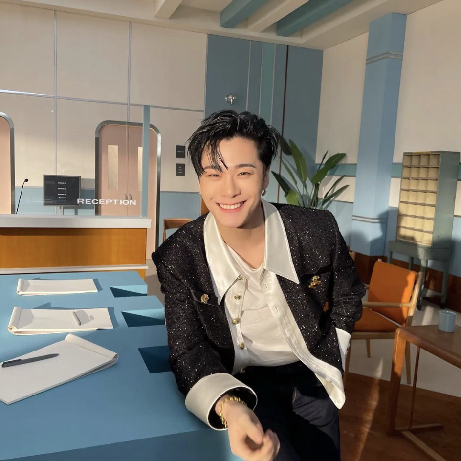 Latest photo of Moonbin (ASTRO)