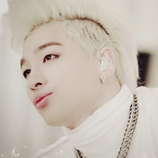 Behind-the-scenes cut of Taeyang (BIGBANG)