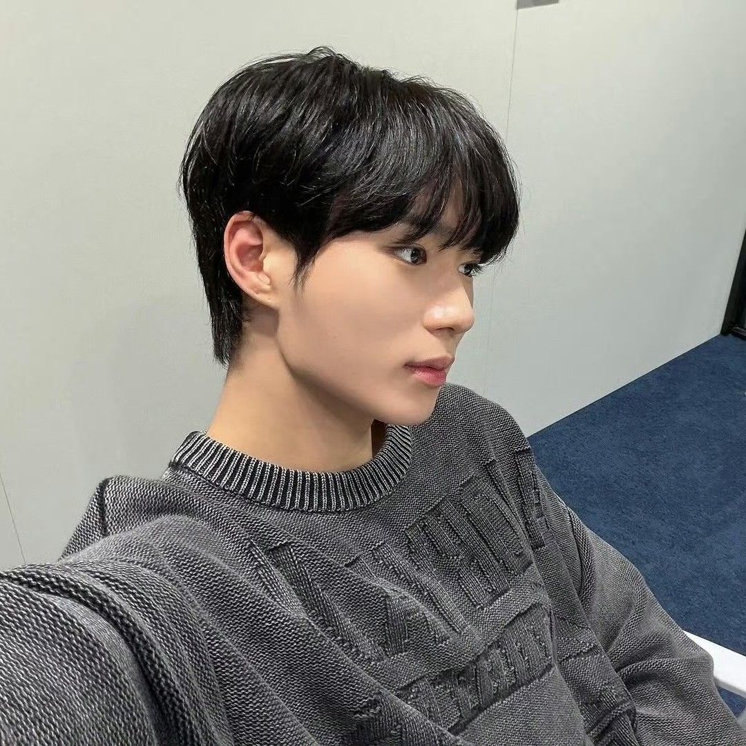 Recent activity shot of Kim Junseo (ALPHA DRIVE ONE)