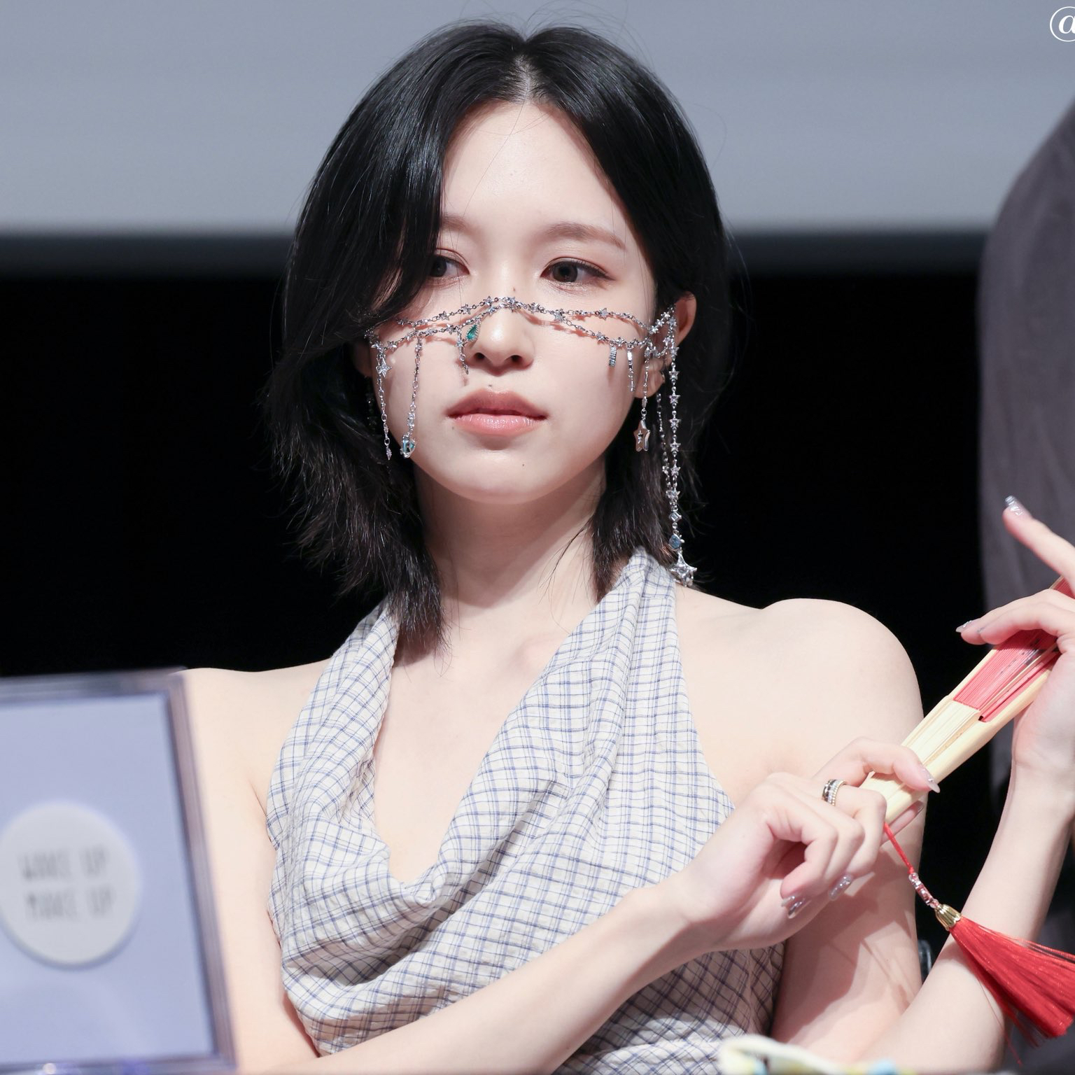 Mina (TWICE)的最新照片