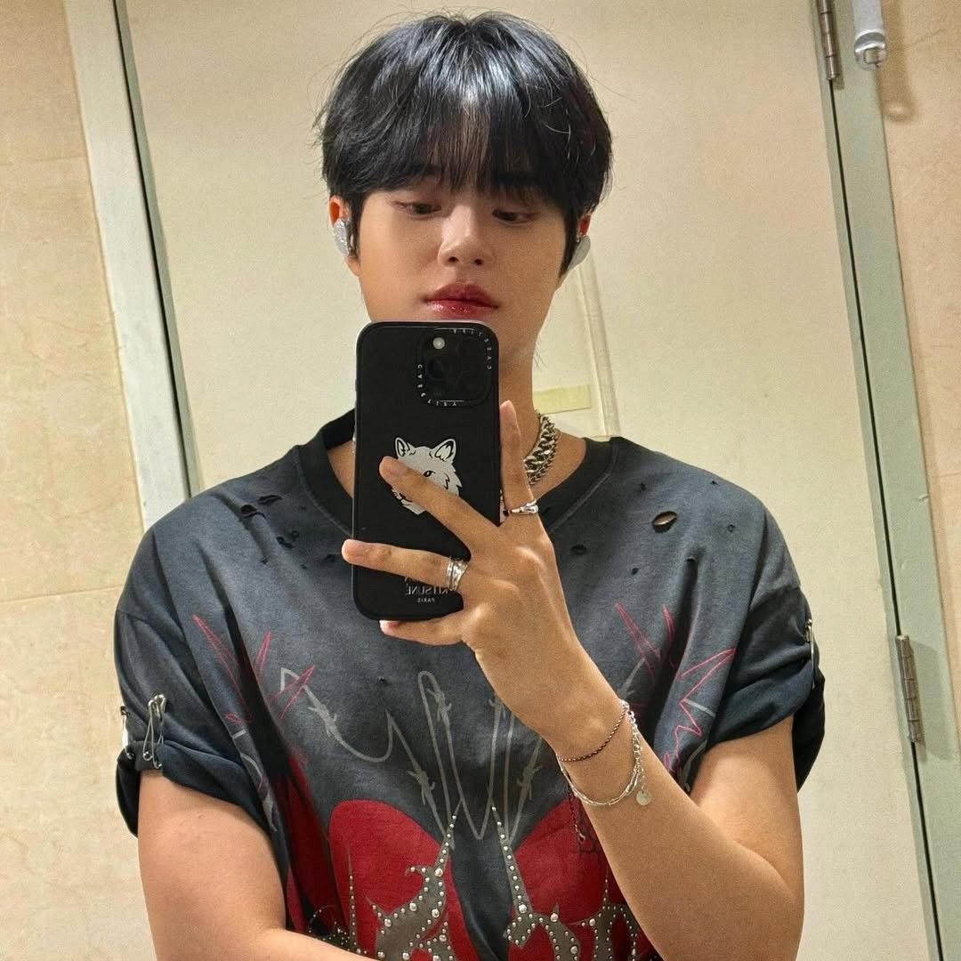 Behind-the-scenes cut of Lee Daehwi (AB6IX)