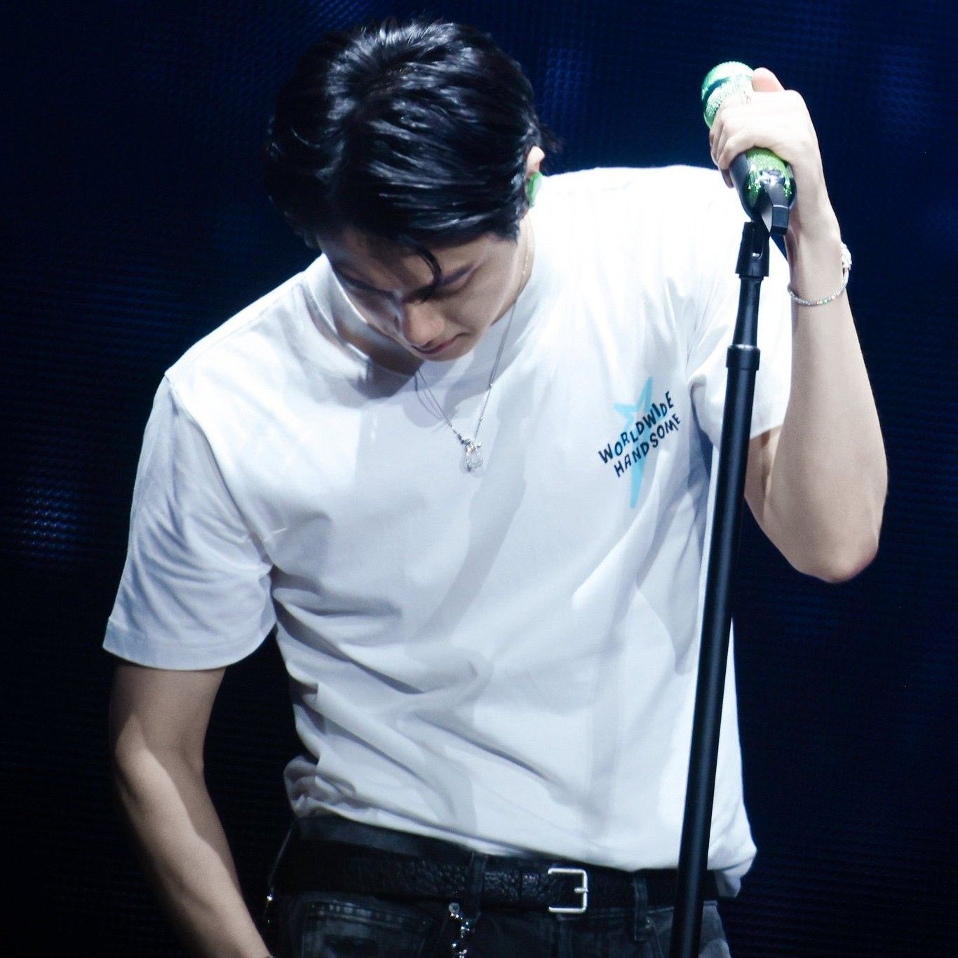 Momen yang diabadikan oleh penggemar Jin (BTS)