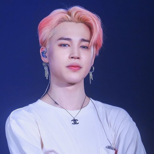 Momen yang diabadikan oleh penggemar Jimin (BTS)