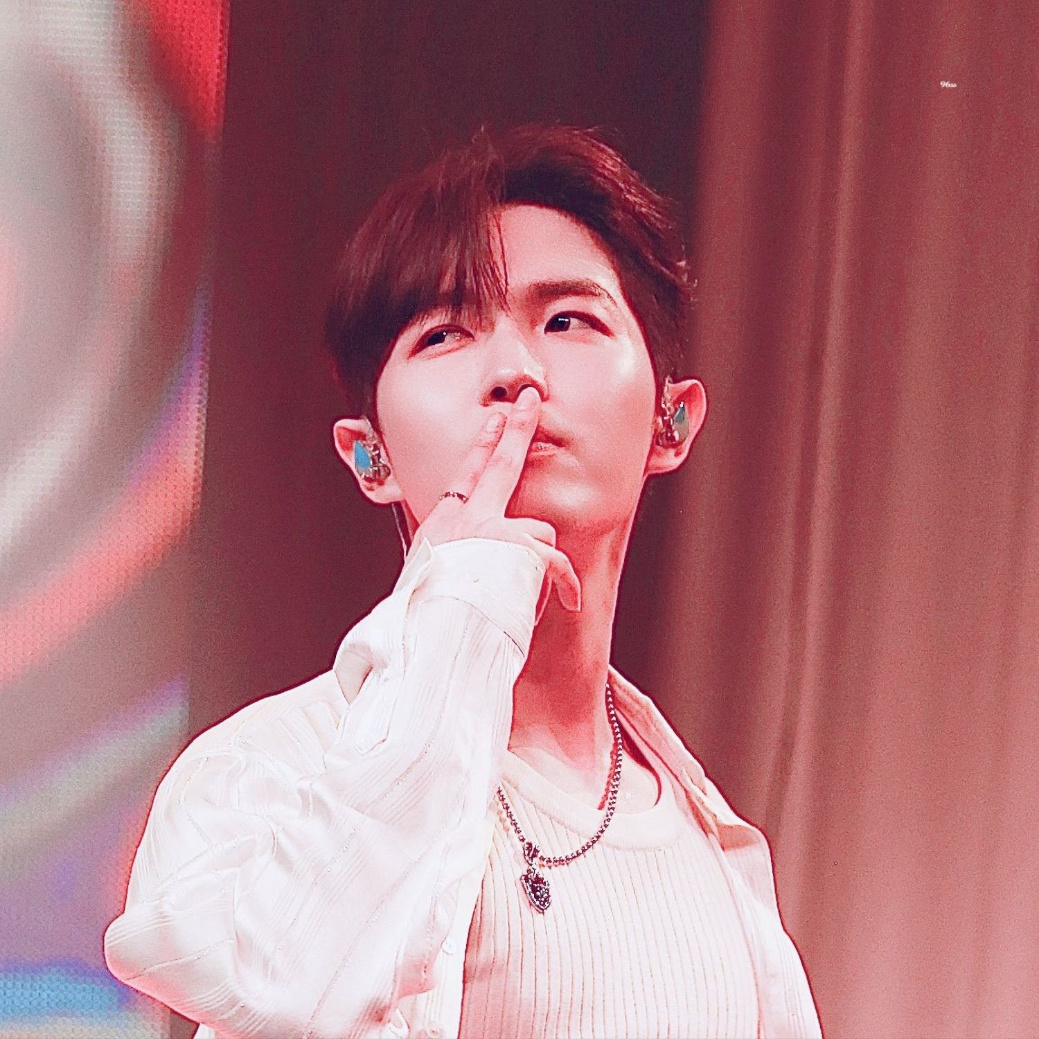 Behind-the-scenes cut of Kim Jaehwan