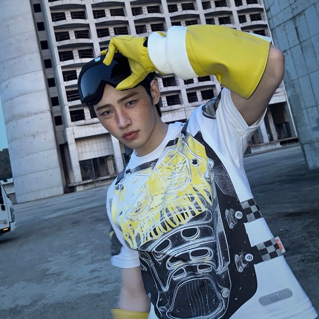 Recent activity shot of Sunghoon (ENHYPEN)