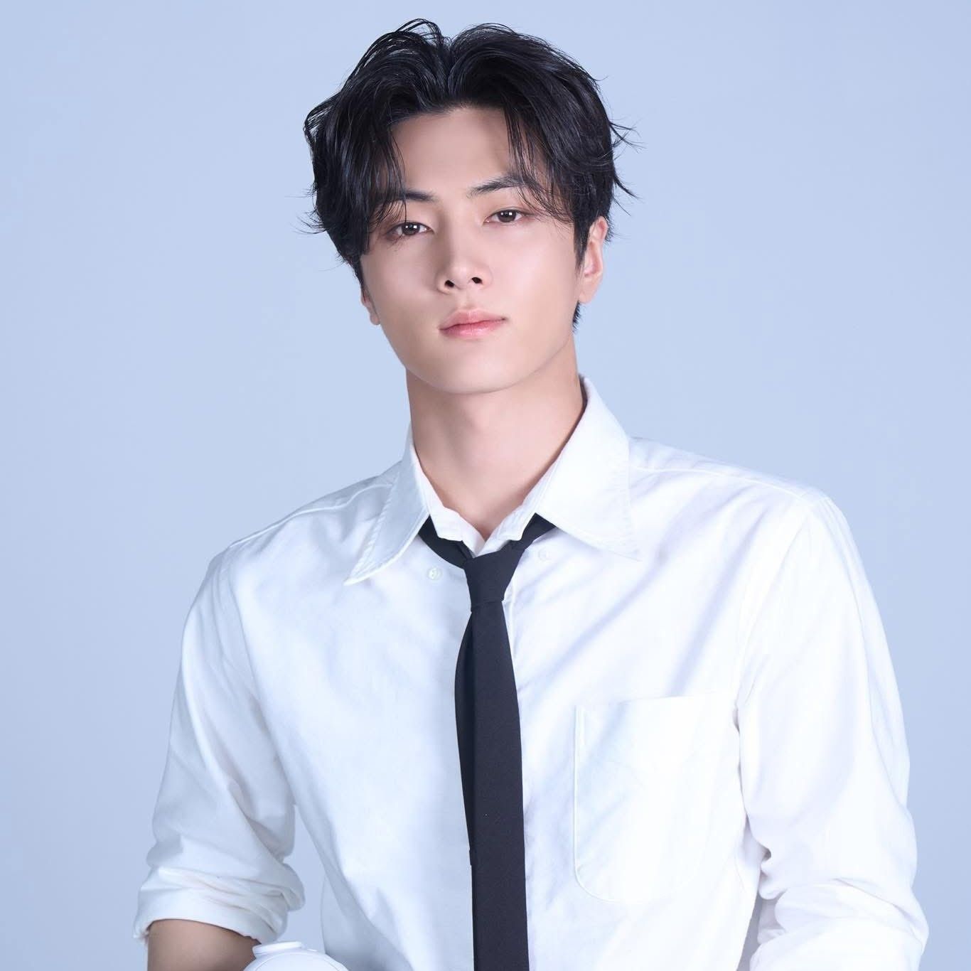 Recent activity shot of Jay (ENHYPEN)