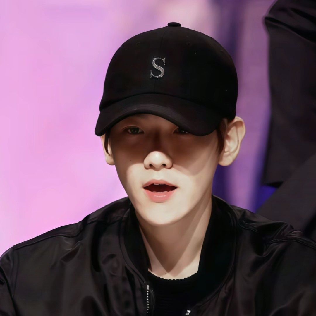 백현 (EXO)의 비하인드 컷