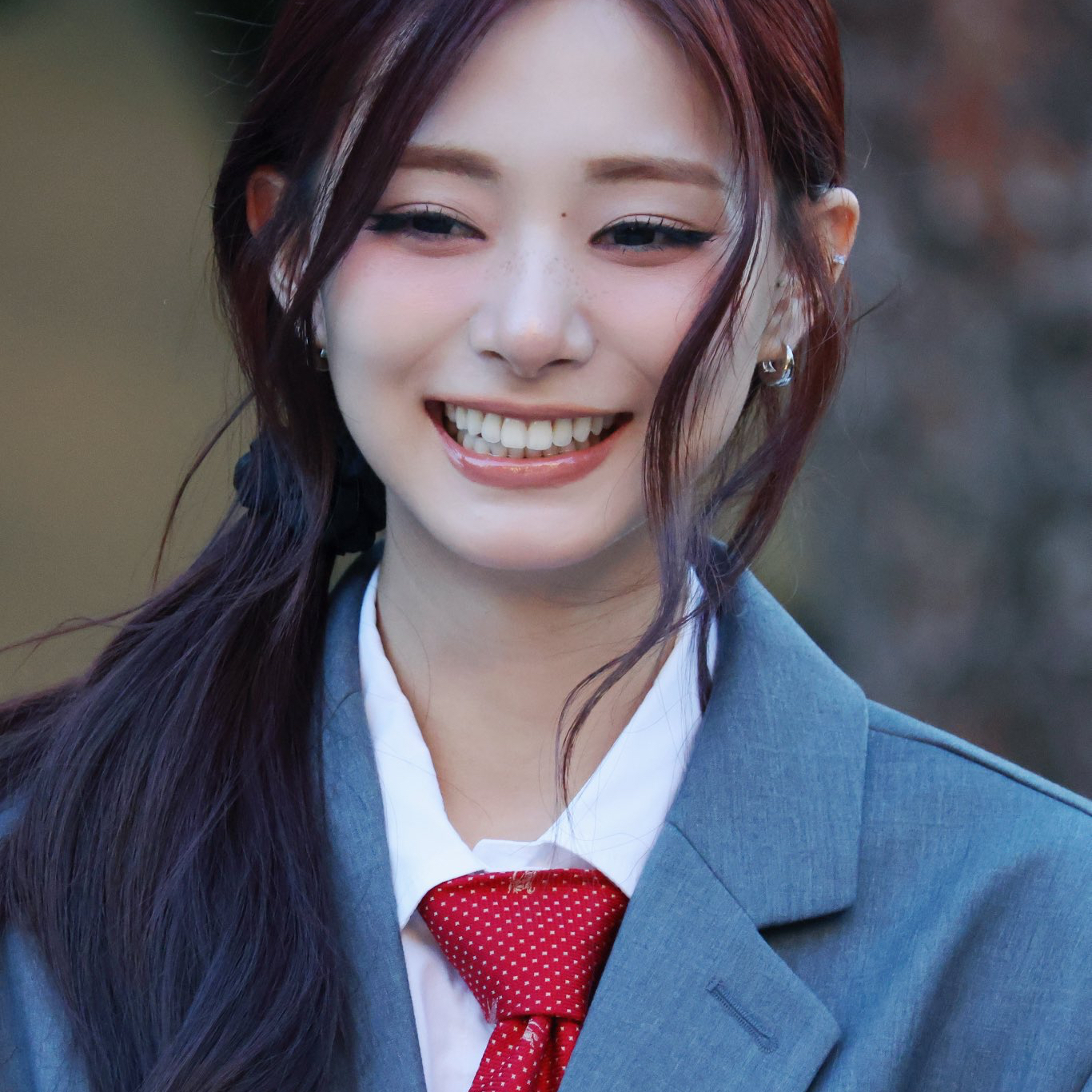 Latest photo of Tzuyu (TWICE)