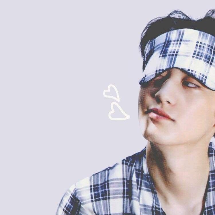 A moment captured by Chanyeol (EXO)'s fan