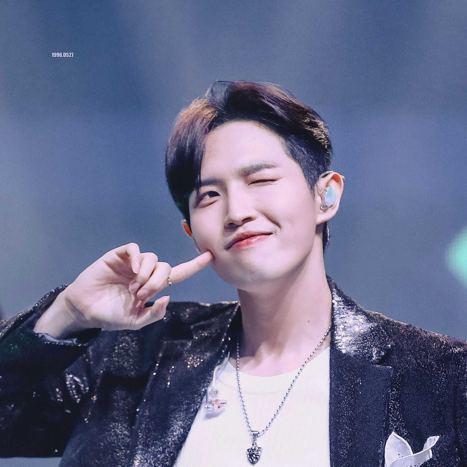 Behind-the-scenes cut of Kim Jaehwan