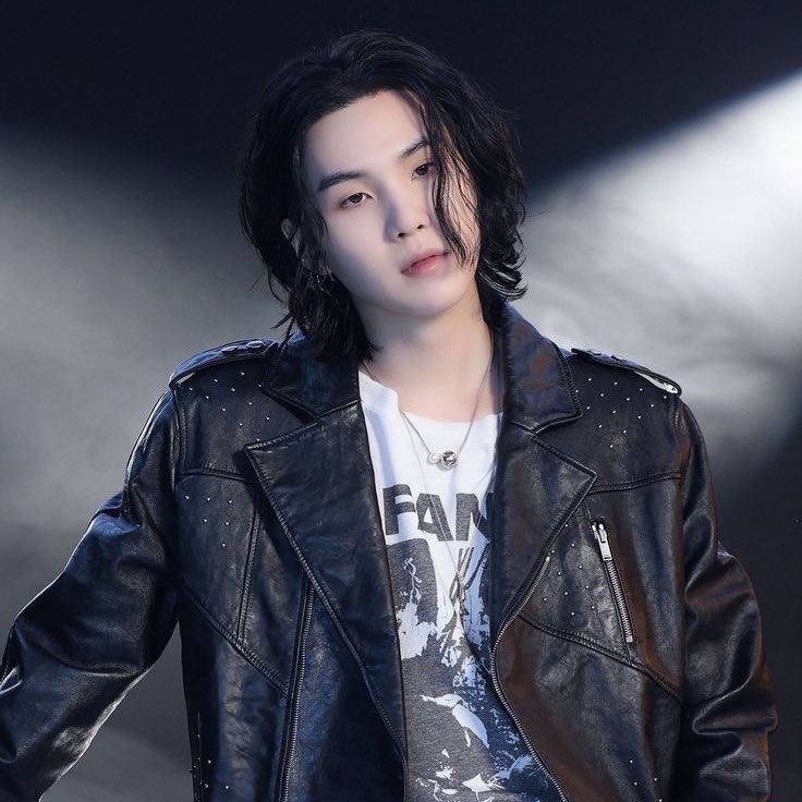 Behind-the-scenes cut of SUGA (BTS)