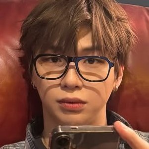 Latest photo of Kang Daniel