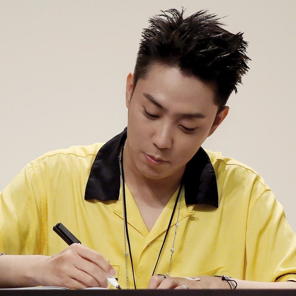 A moment captured by Eun Jiwon (SECHSKIES)'s fan