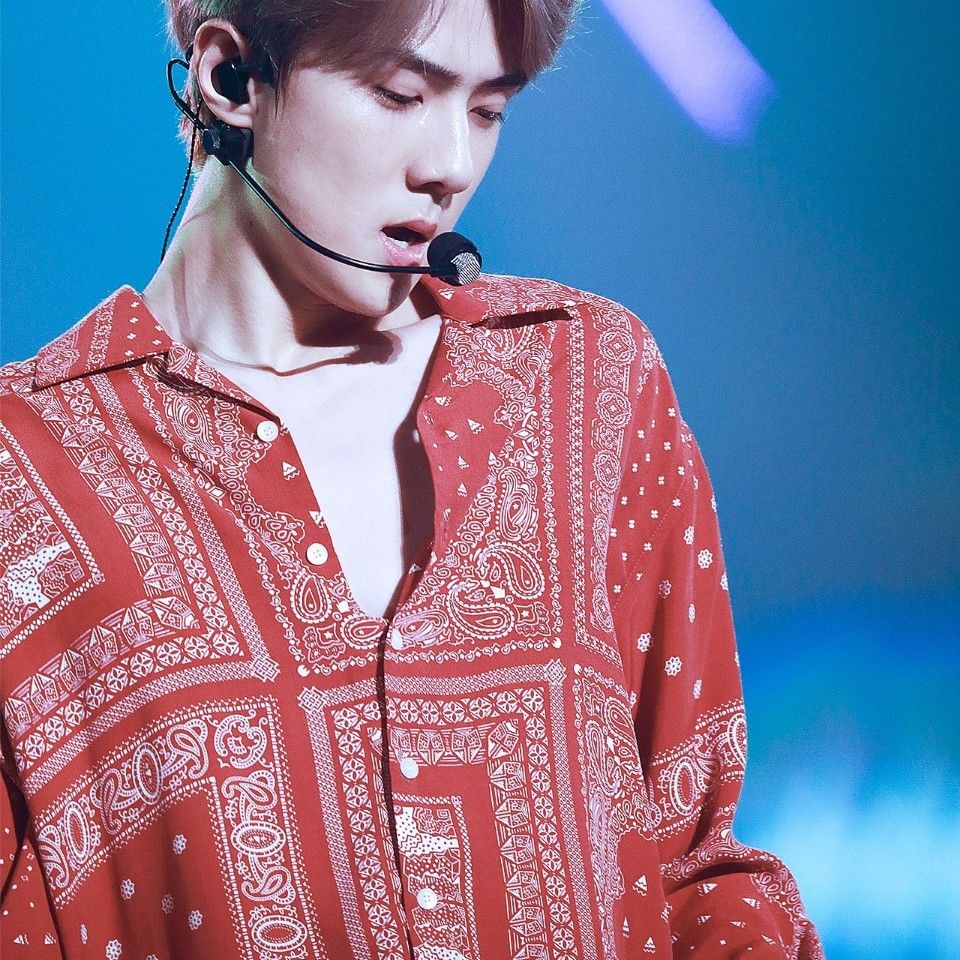 世勳 (EXO)粉絲拍下的瞬間