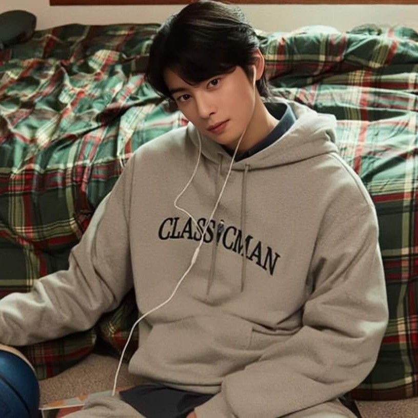 A moment captured by Eunwoo (ASTRO)'s fan