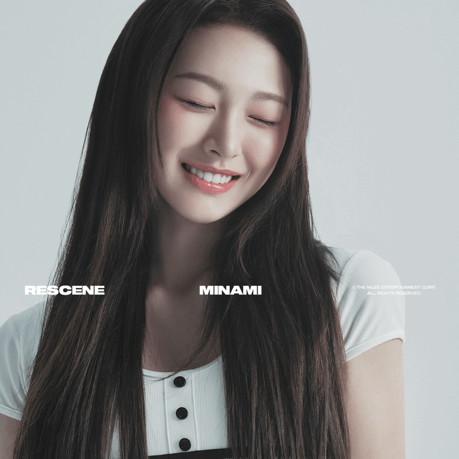 A moment captured by Minami (RESCENE)'s fan