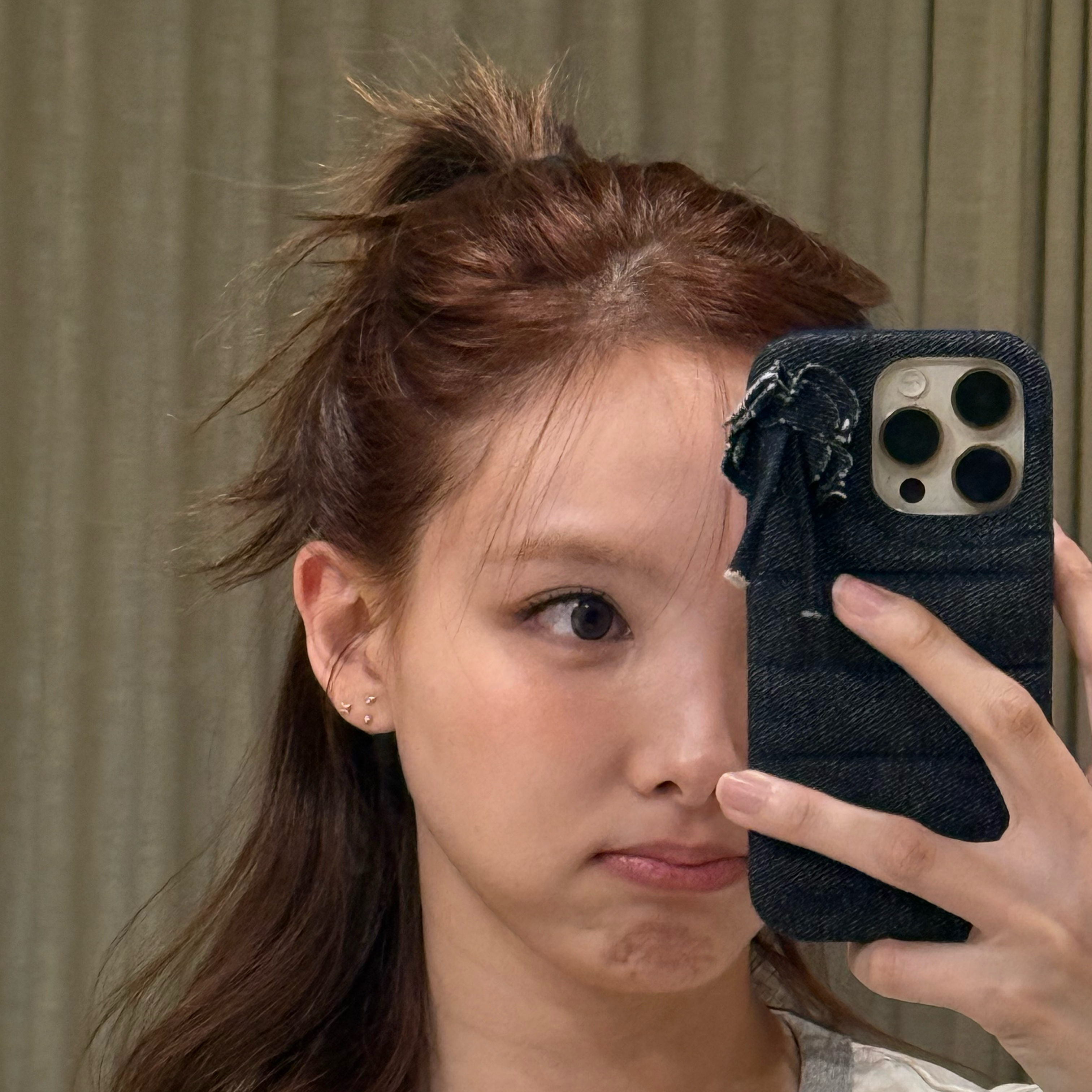 A moment captured by Nayeon (TWICE)'s fan
