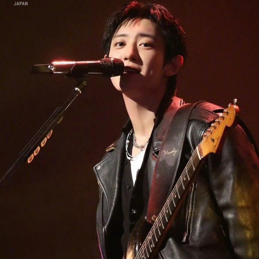 Latest photo of Chanyeol (EXO)