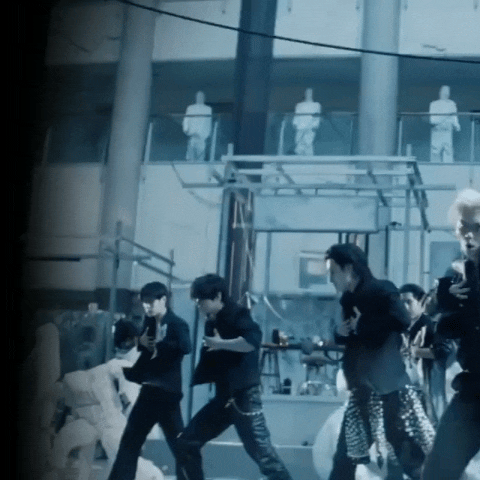 Behind-the-scenes cut of Stray Kids