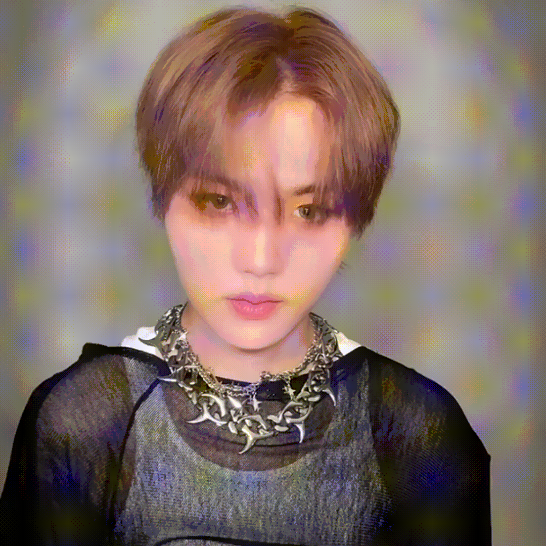 Latest photo of Doyoung (TREASURE)