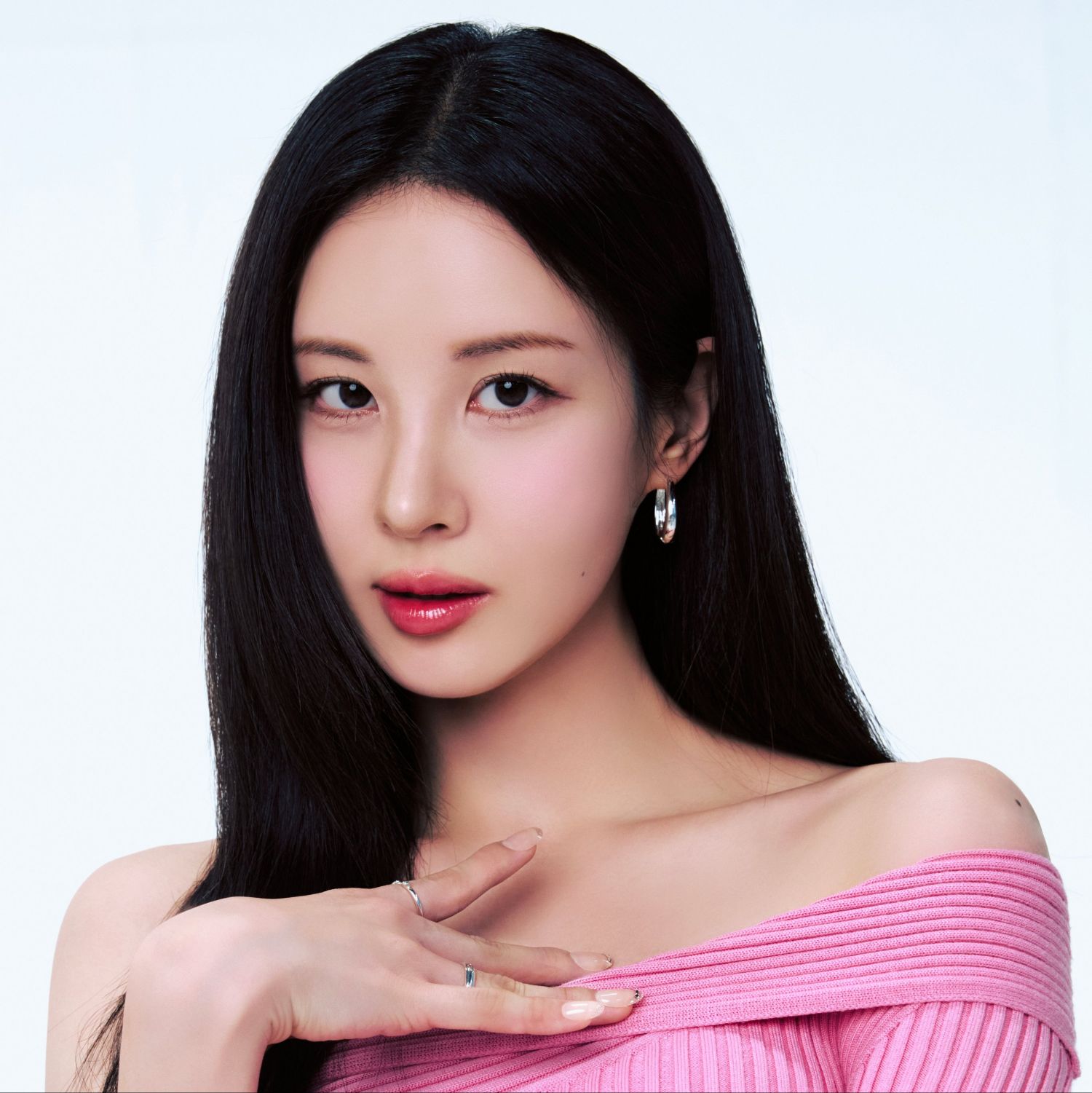 Latest photo of Seohyun (Girls' Generation)