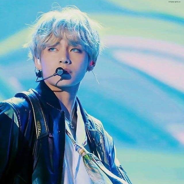 Latest photo of V (BTS)