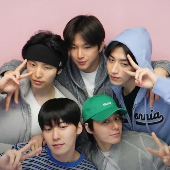 Latest photo of Seoho (ONEUS)