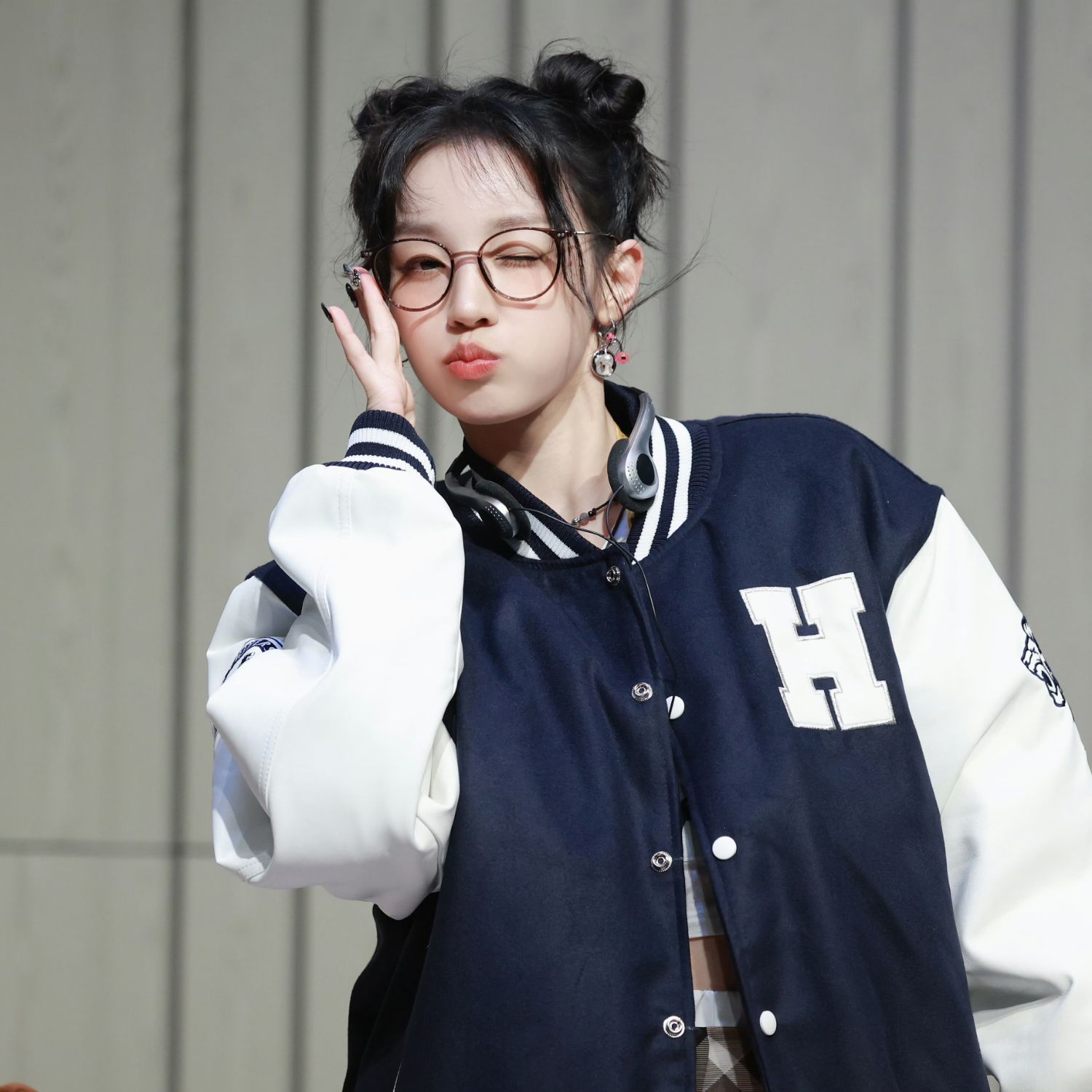 Recent activity shot of Yuqi (i-dle)