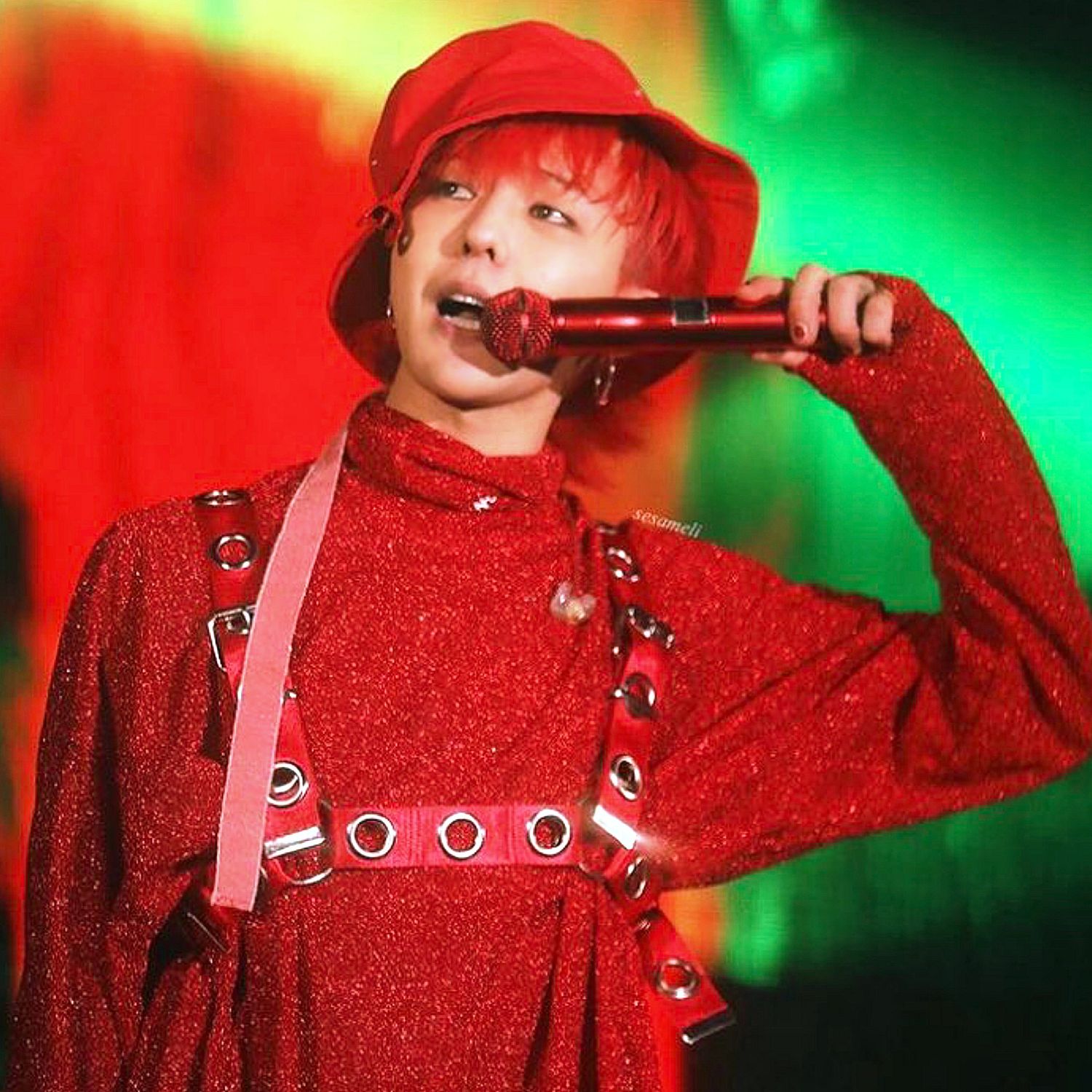 Behind-the-scenes cut of G-DRAGON (BIGBANG)