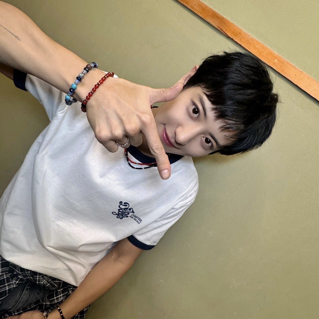 A moment captured by Chanyeol (EXO)'s fan