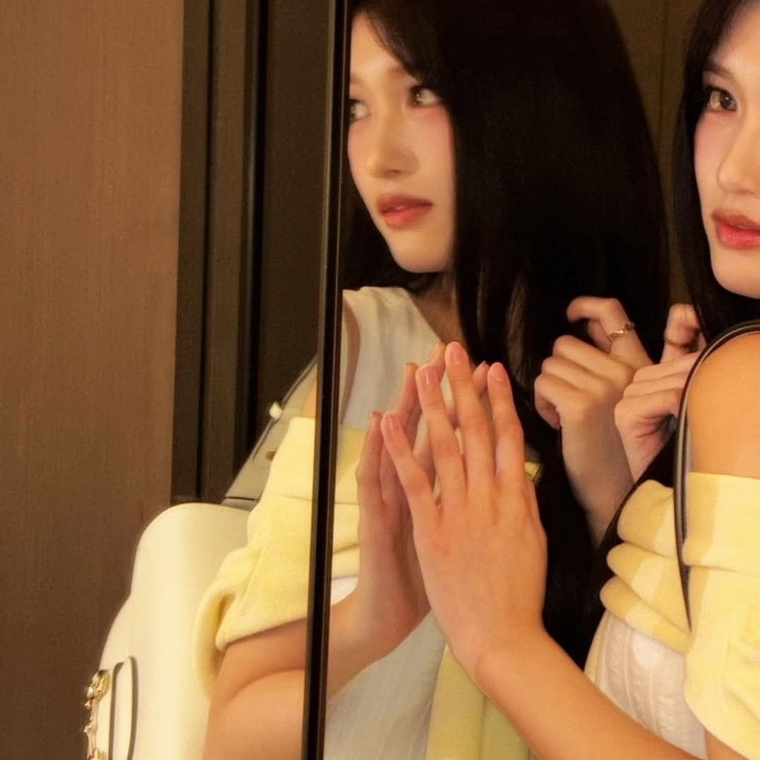 Latest photo of Leeseo (IVE)