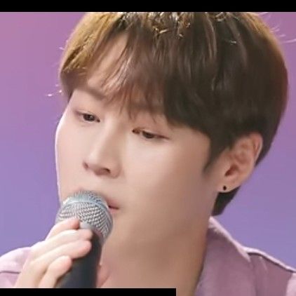 Recent activity shot of Ha Sungwoon