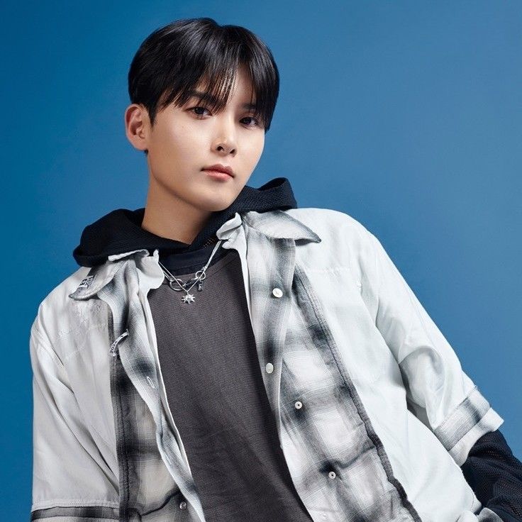 Behind-the-scenes cut of Ryeowook (Super Junior)