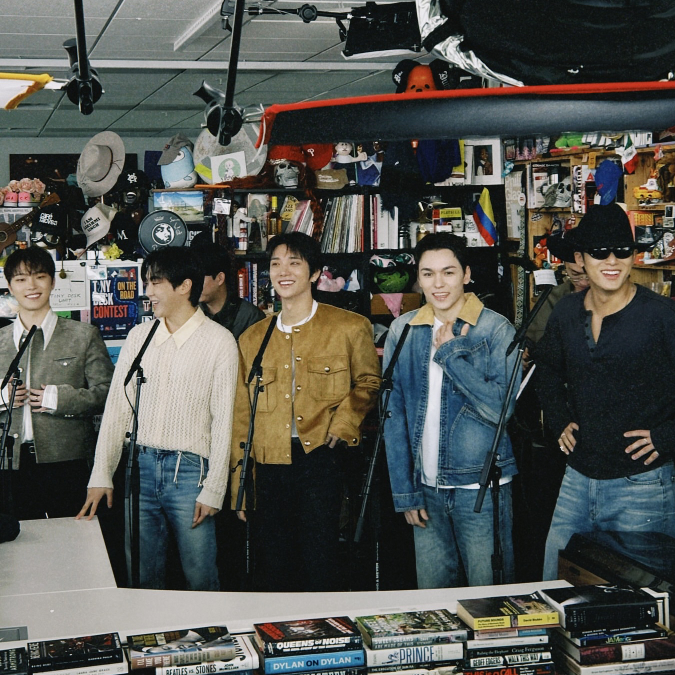 Momen yang diabadikan oleh penggemar Joshua (SEVENTEEN)