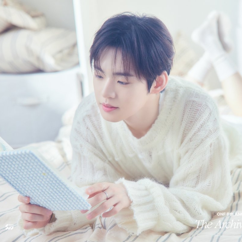 Latest photo of Hyojin (ONF)