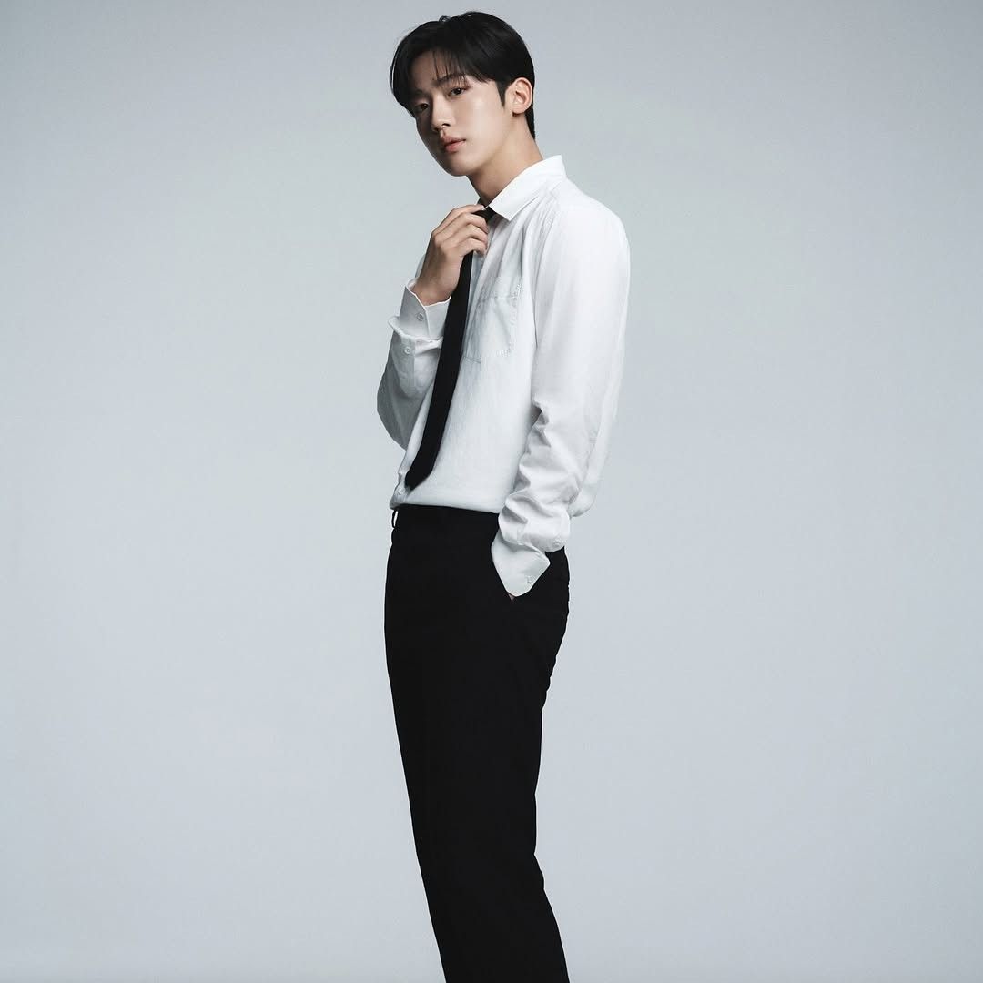 Recent activity shot of Kim Yohan (WEi)