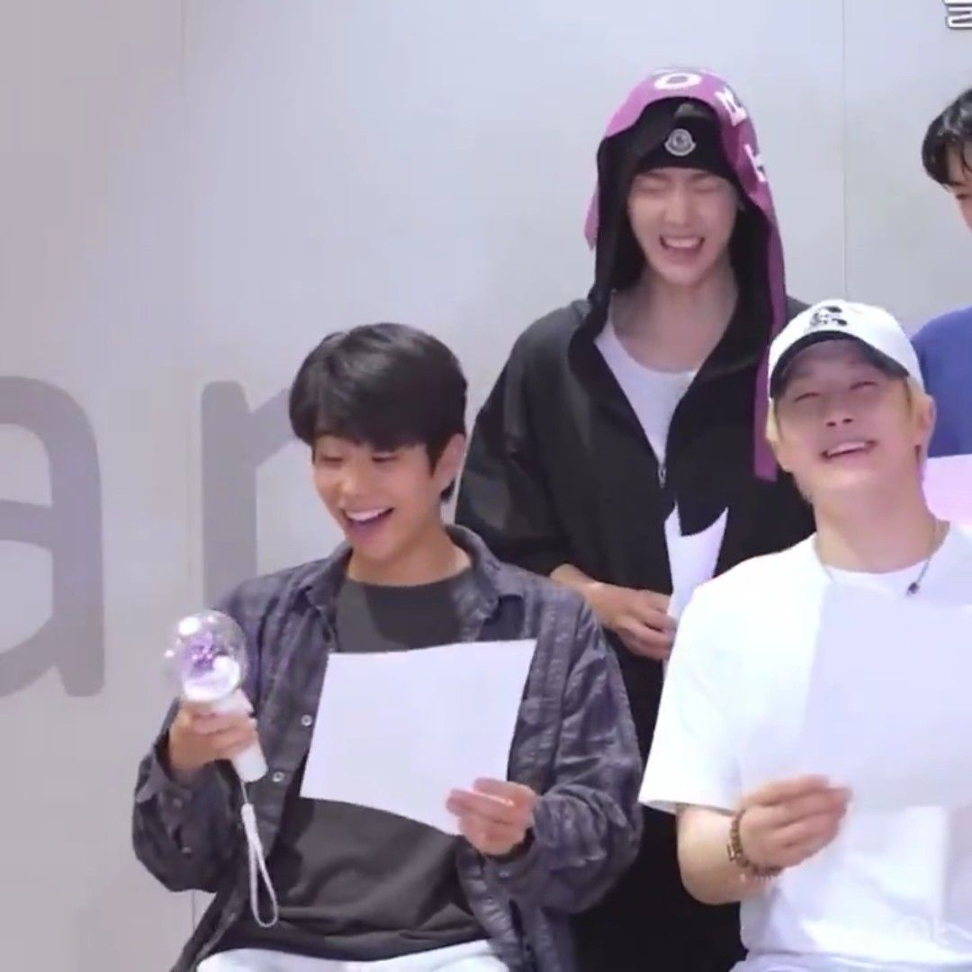 MJ (아스트로)의 비하인드 컷