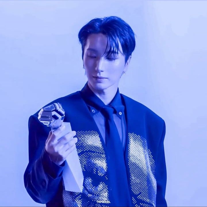 イトゥク (Super Junior)の舞台裏ショット