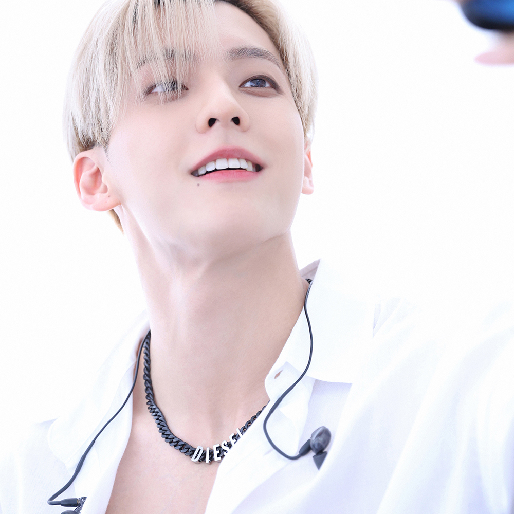 A moment captured by Lee Minhyuk (BTOB)'s fan