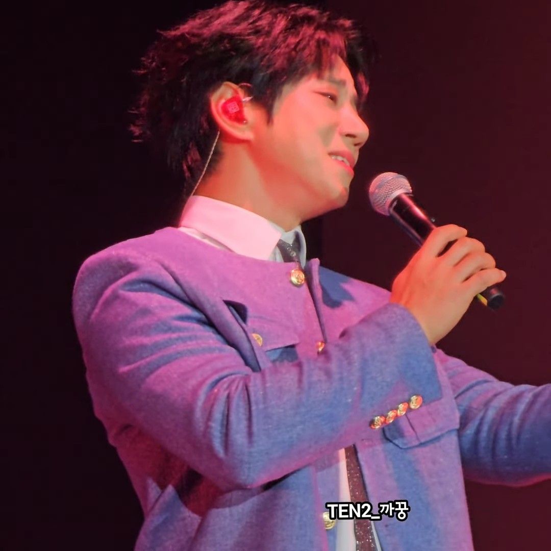 Behind-the-scenes cut of Hwang Chiyeol