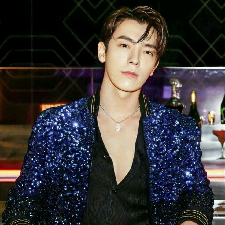 A moment captured by Donghae (Super Junior)'s fan