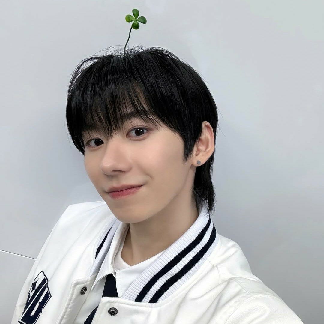 Latest photo of Park Han (AHOF)
