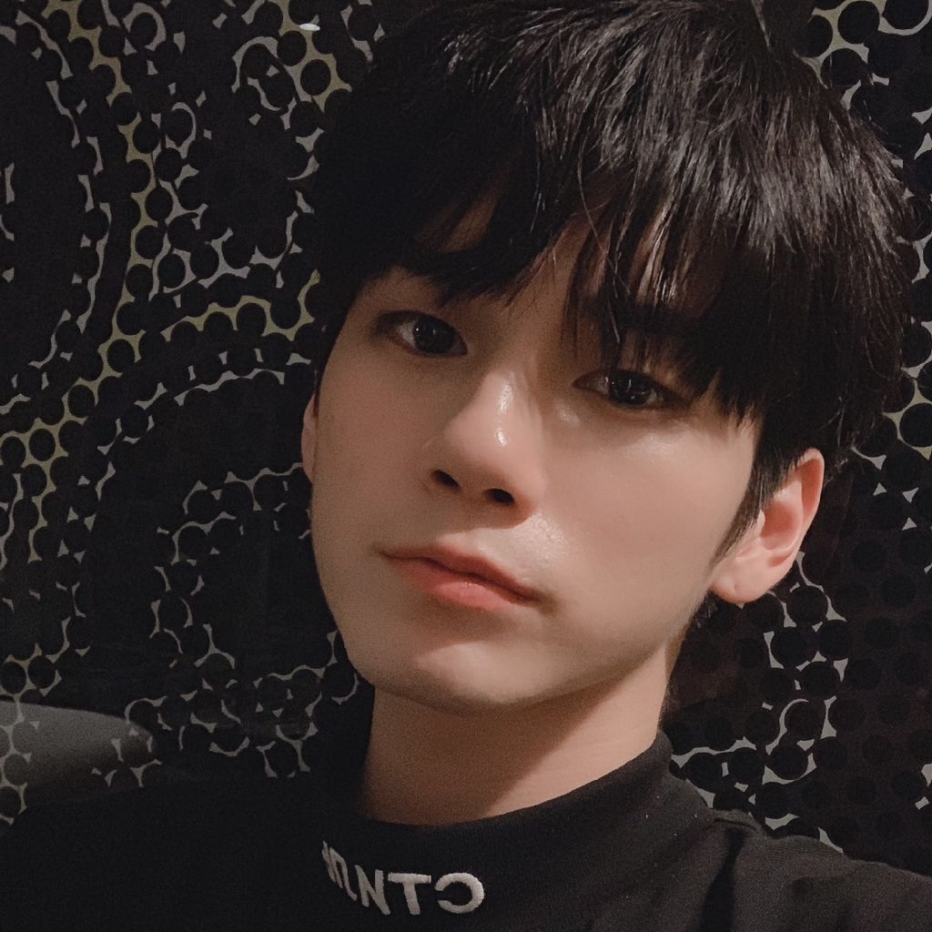 Behind-the-scenes cut of Ong Seongwu