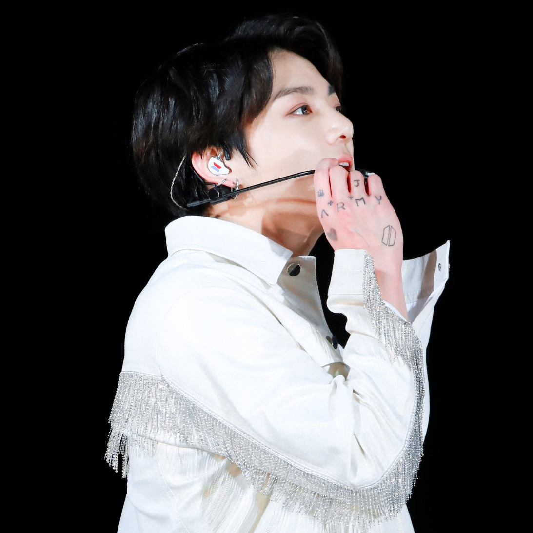 Momen yang diabadikan oleh penggemar Jungkook (BTS)